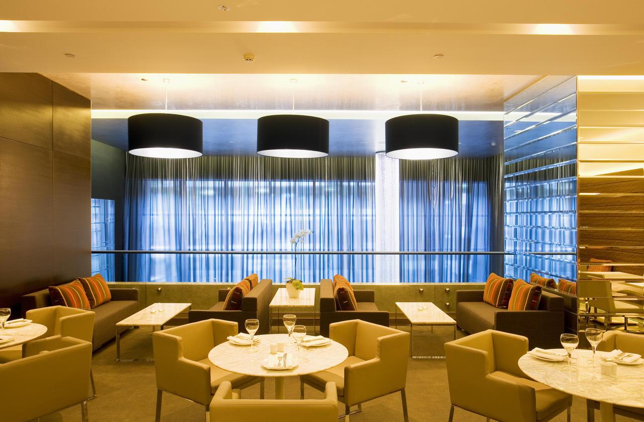 Fraser Suites Sydney Eksteriør billede The lounge at the airport