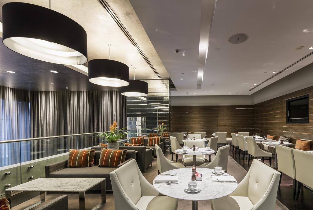 Fraser Suites Sydney Eksteriør billede The lounge at London Heathrow Airport