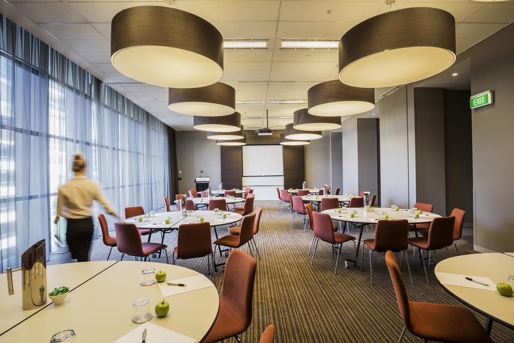Fraser Suites Sydney Eksteriør billede Meeting room at the InterContinental Sydney