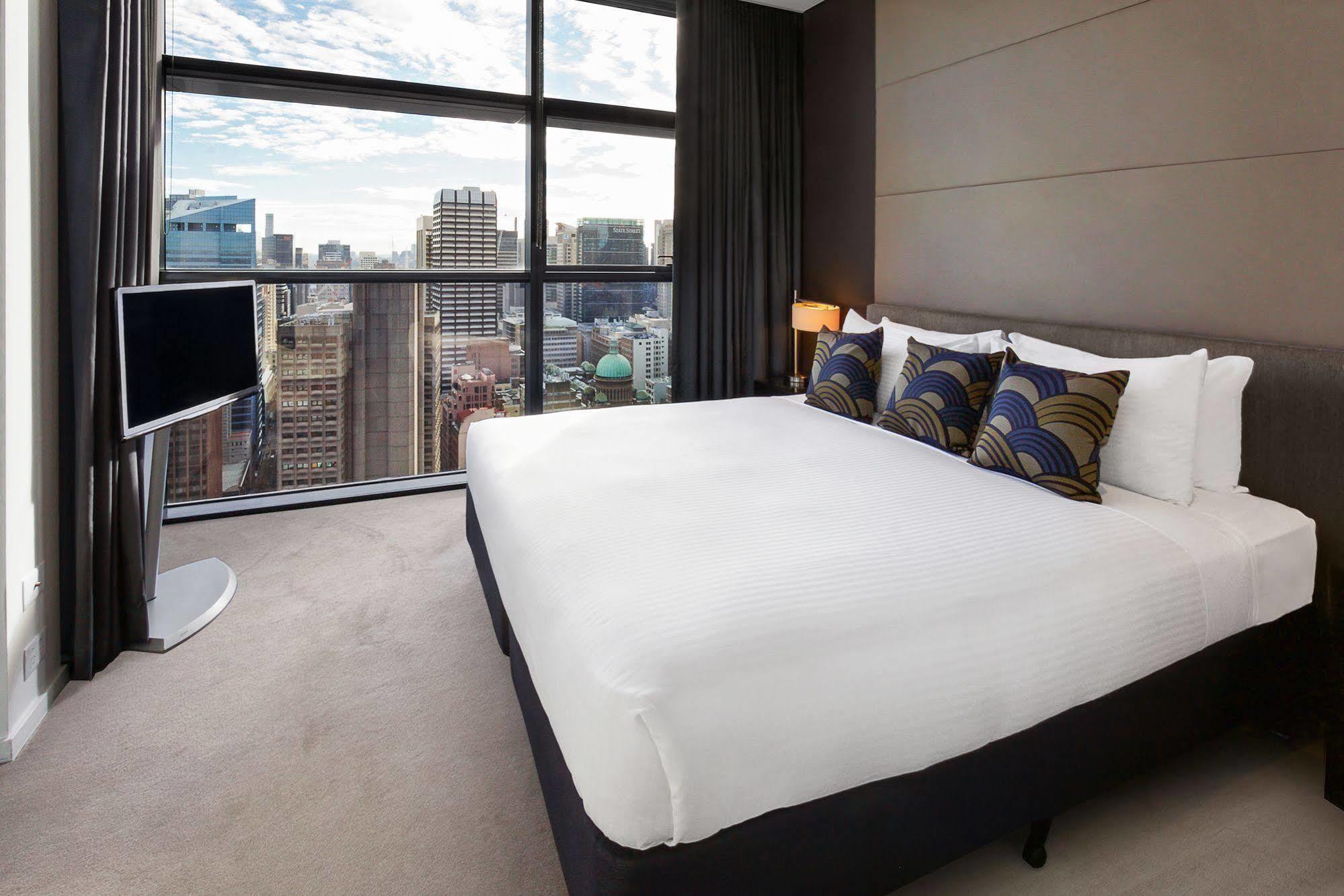 Fraser Suites Sydney Eksteriør billede A bedroom at the hotel